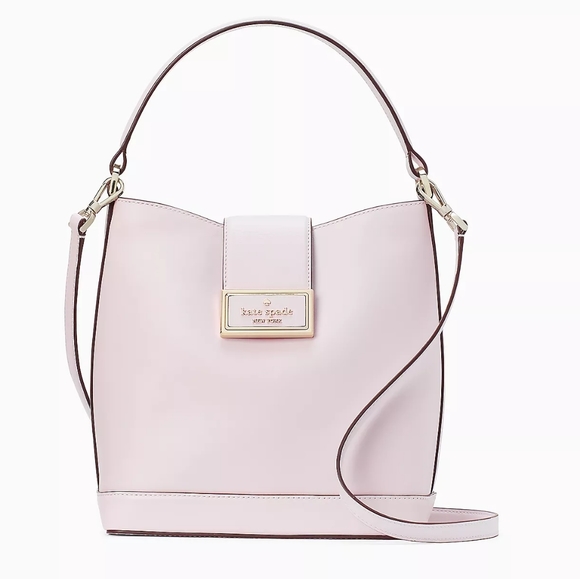 kate spade Handbags - Kate Spade Reegan Smooth Leather Bucket bag